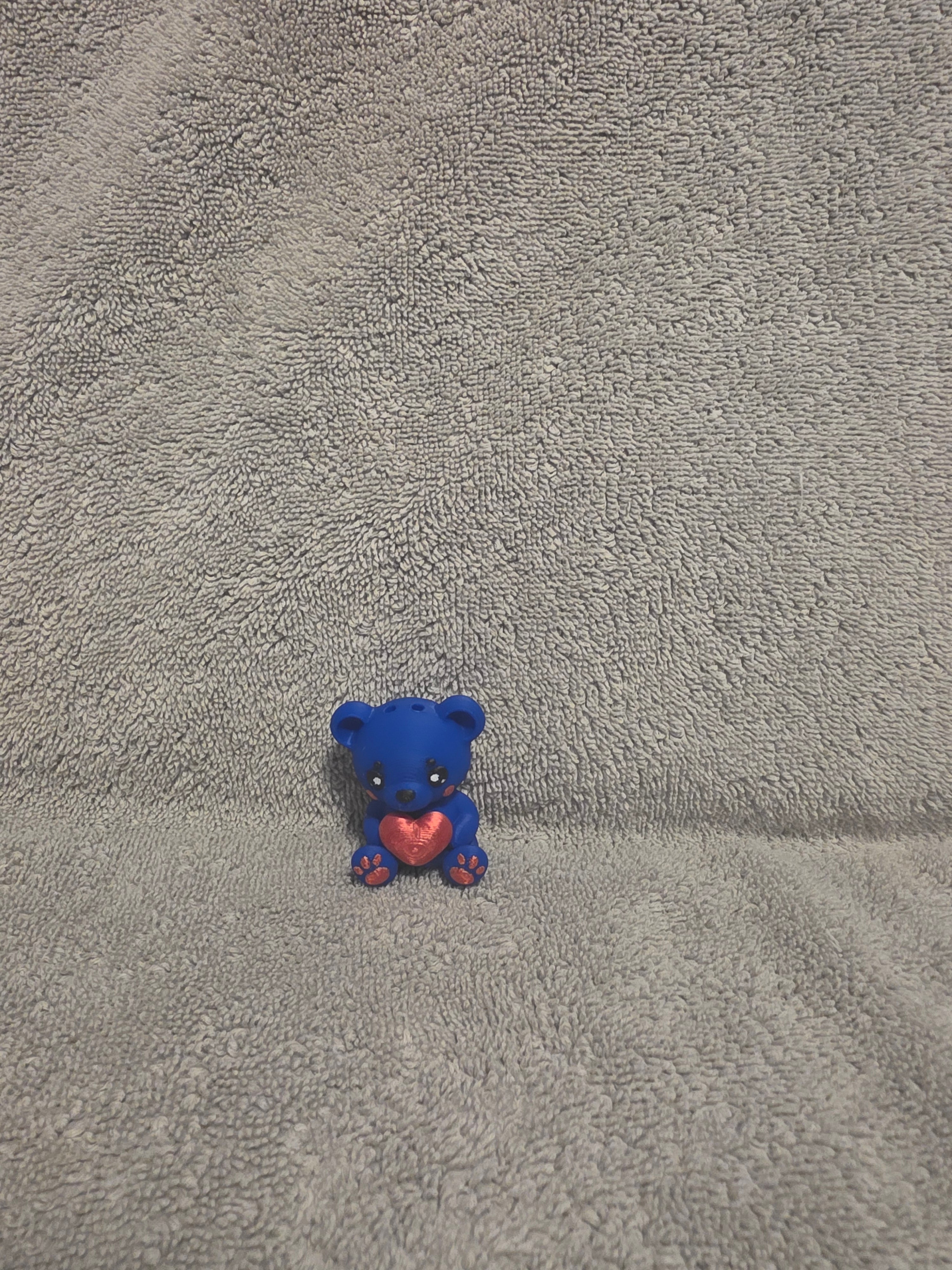 Blue heart bear keychain