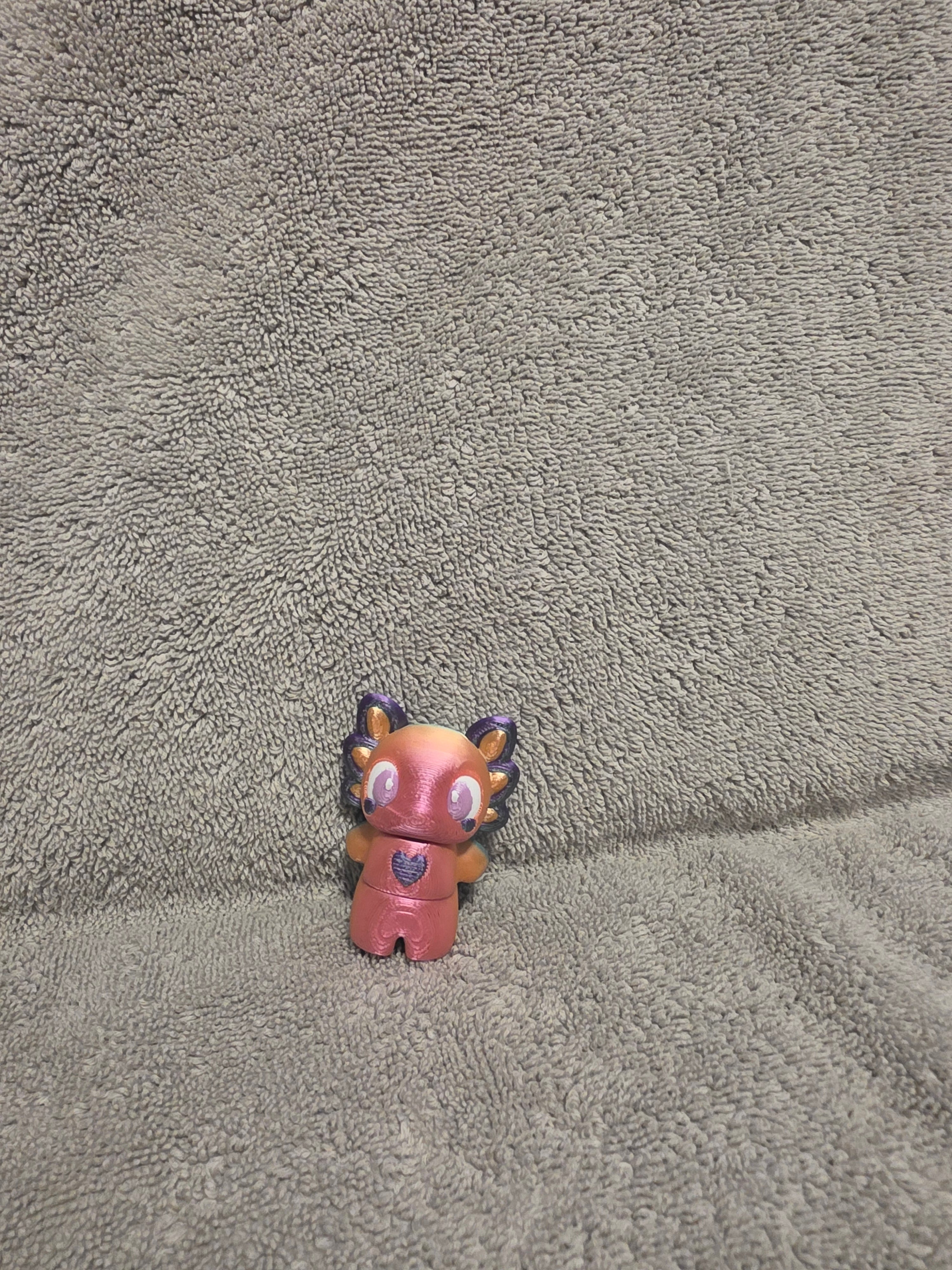 Multi color axilato desk friend