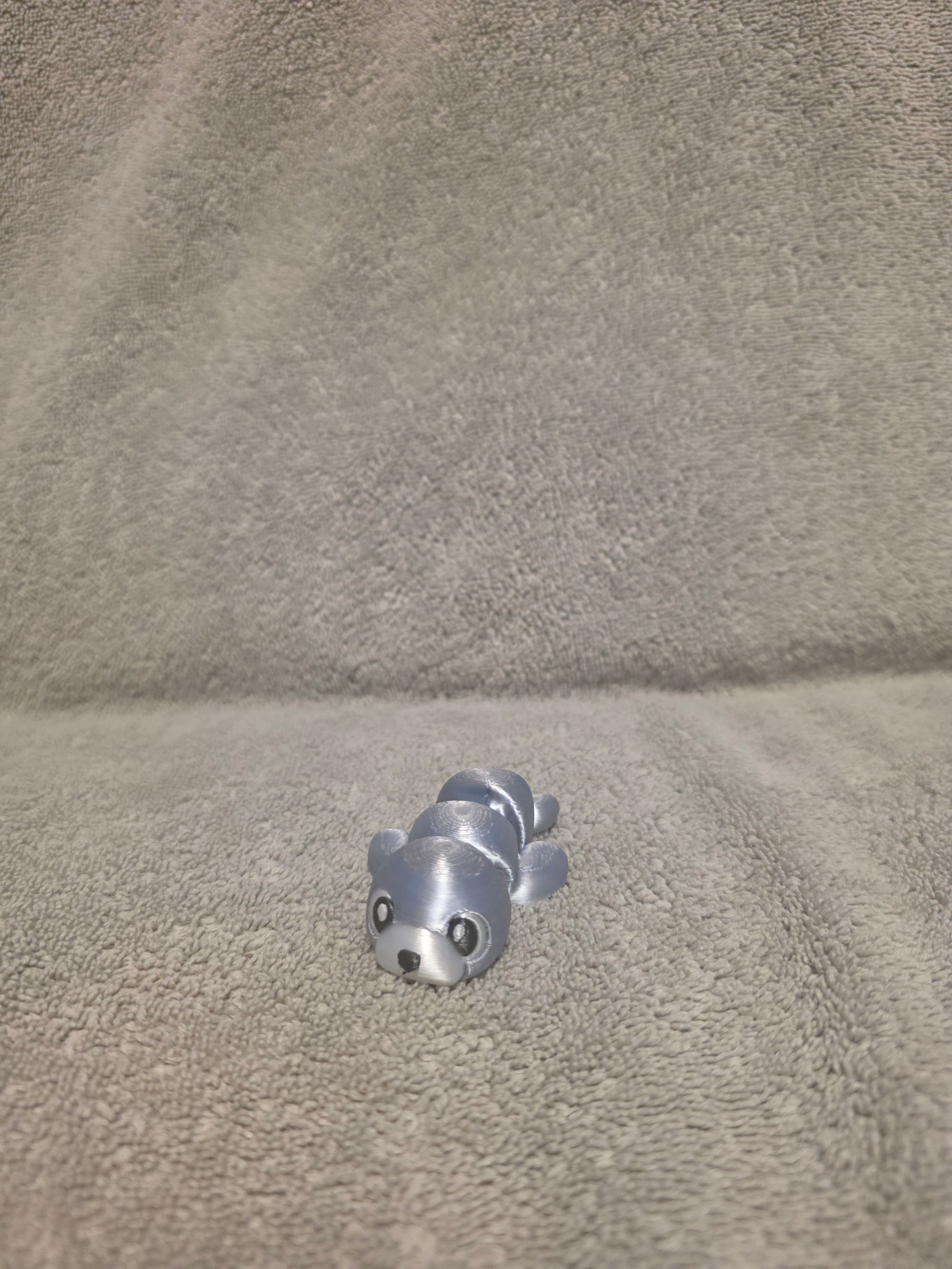 Seal desk friend